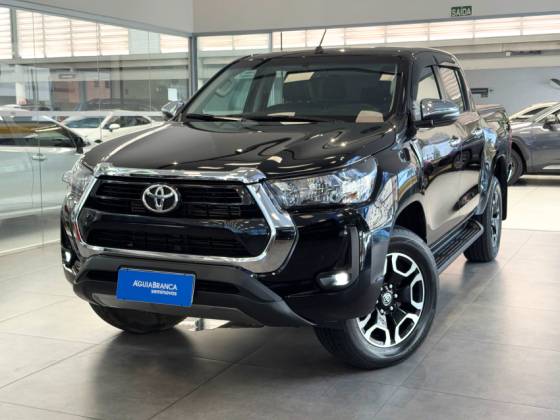 TOYOTA HILUX 2.8 D-4D TURBO DIESEL CD SRV 4X4 AUTOMÁTICO